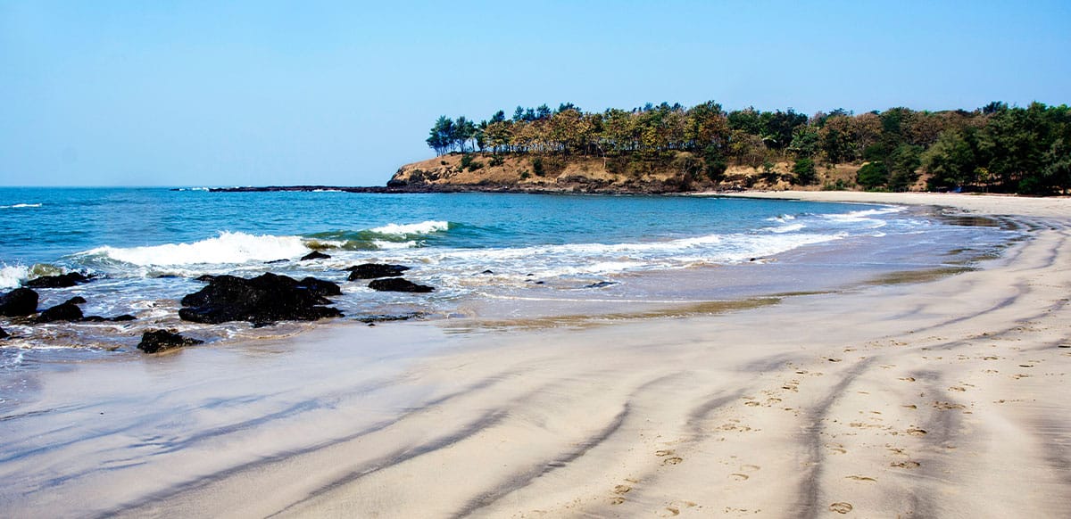 Sun, Sand, and Seafood: Unraveling the Charms of Alibaug – A Weekend Escape from Mumbai