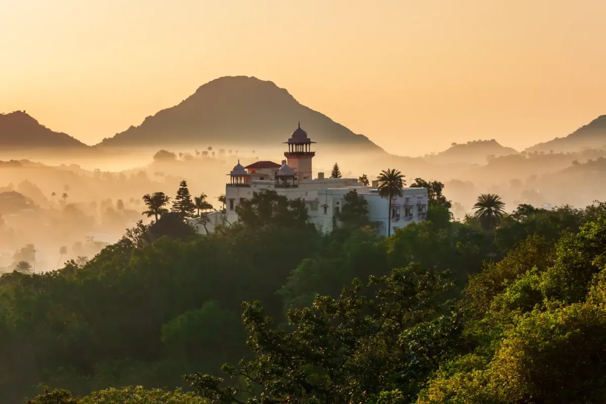 Ahmedabad to Mount Abu by Road : Highlights, Distance & Travel Tips