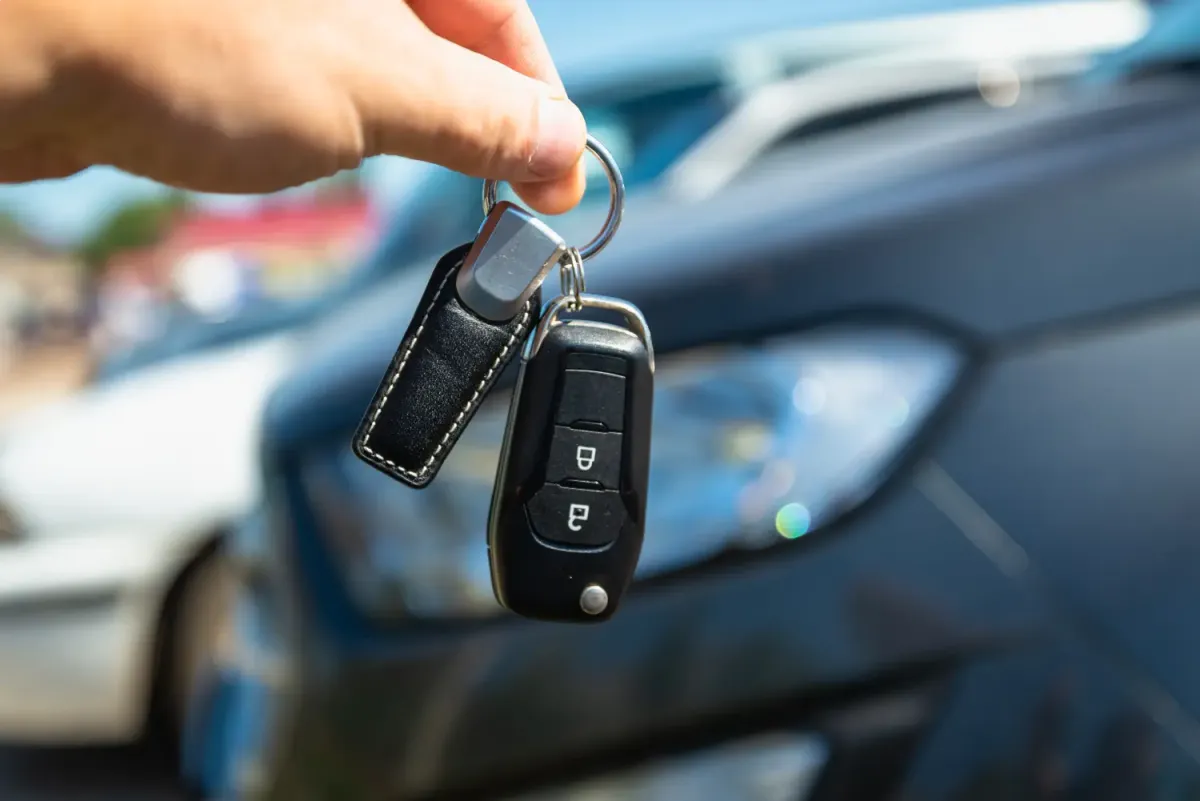 How to Earn Money From Home with Zoomcar?